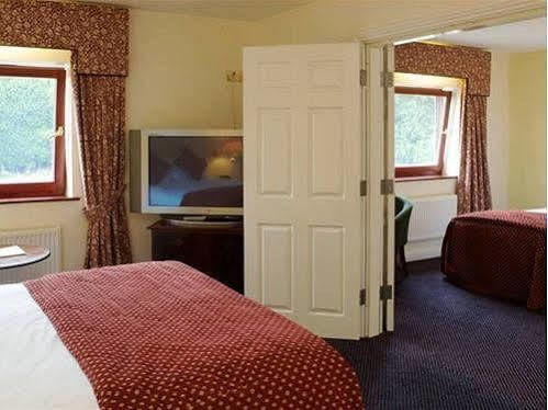 The Cook And Barker Inn Morpeth Exterior photo